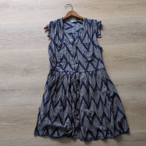Size XL Anthropologie Chevron Patterned Blue and Gray Dress With Pockets